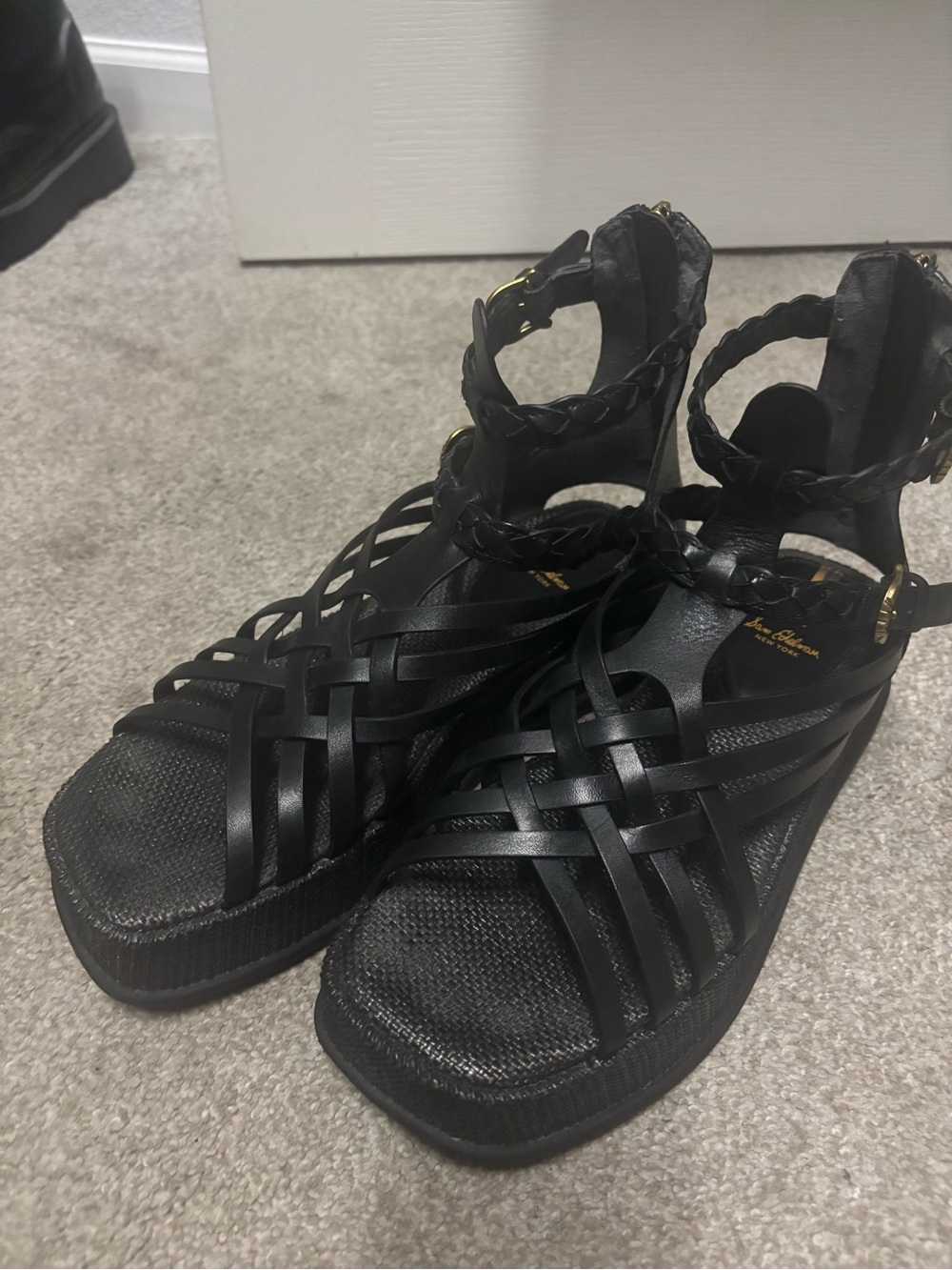 Sam Edelman Nicki Black Platform Strappy Sandal - Picture 3 of 10